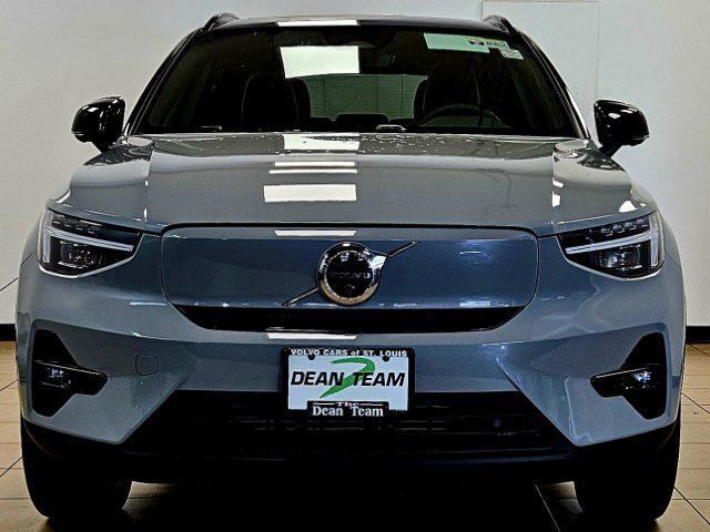 new 2025 Volvo EX40 car, priced at $61,885
