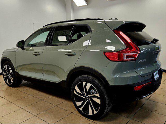 new 2025 Volvo XC40 car, priced at $49,790