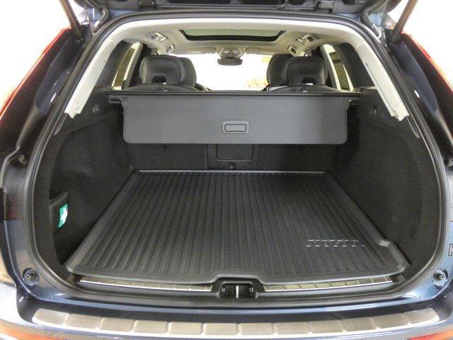 used 2024 Volvo XC60 car, priced at $47,995