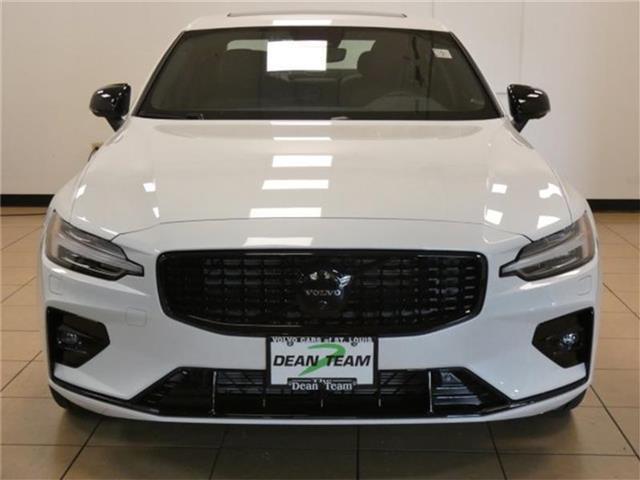 new 2024 Volvo S60 car, priced at $47,945