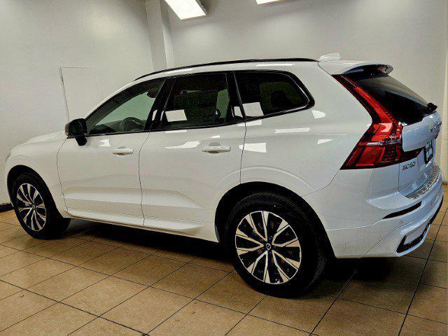 new 2025 Volvo XC60 car, priced at $51,450