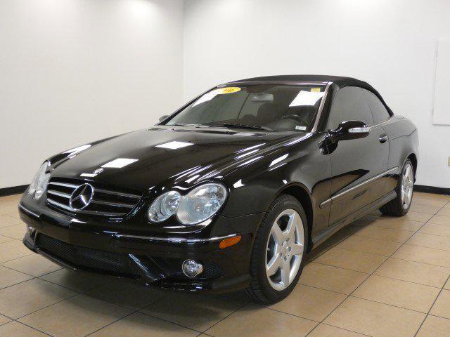 used 2006 Mercedes-Benz CLK-Class car, priced at $21,600