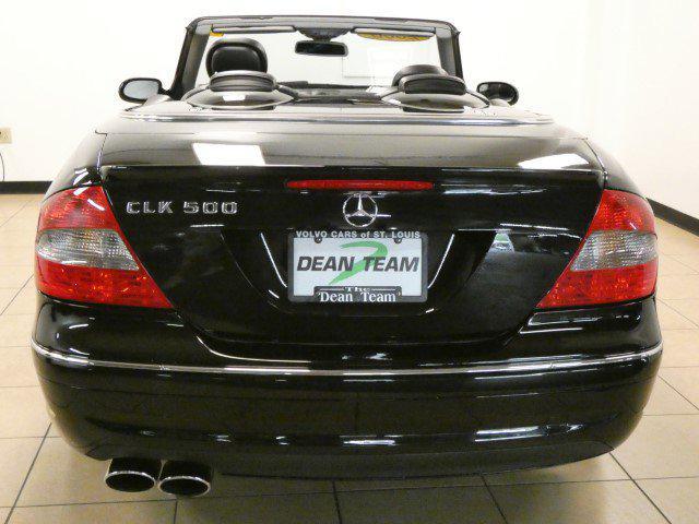 used 2006 Mercedes-Benz CLK-Class car, priced at $21,600