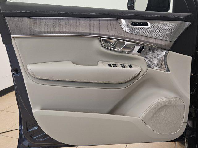 new 2026 Volvo XC90 Plug-In Hybrid car, priced at $89,305