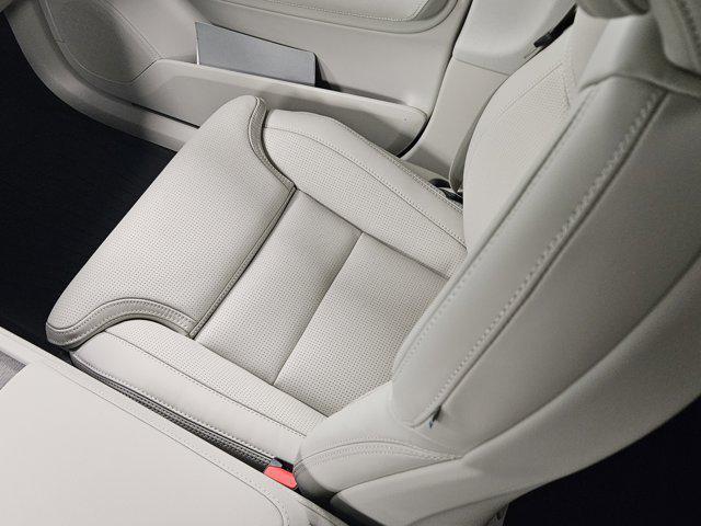 new 2026 Volvo XC90 Plug-In Hybrid car, priced at $89,305