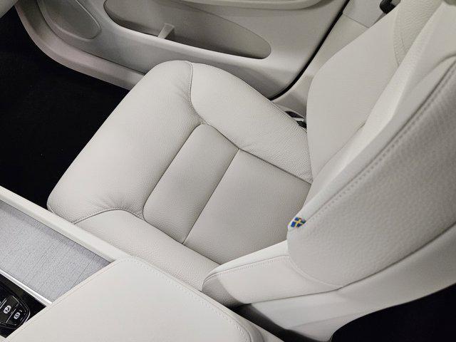 new 2025 Volvo XC60 car, priced at $55,360