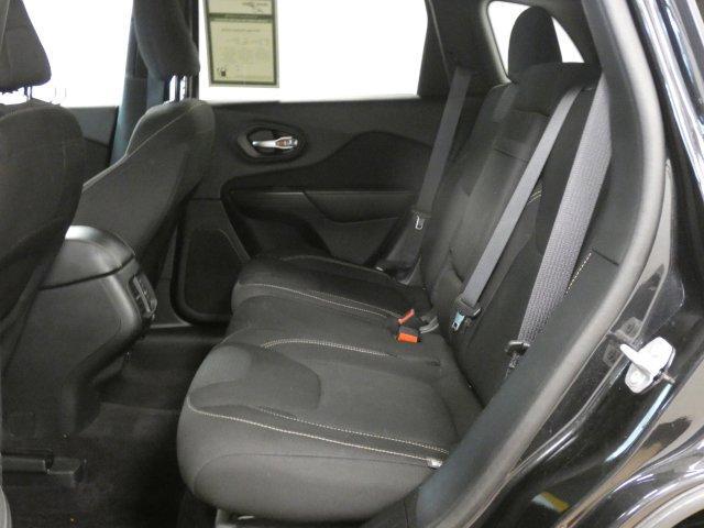 used 2016 Jeep Cherokee car, priced at $14,749