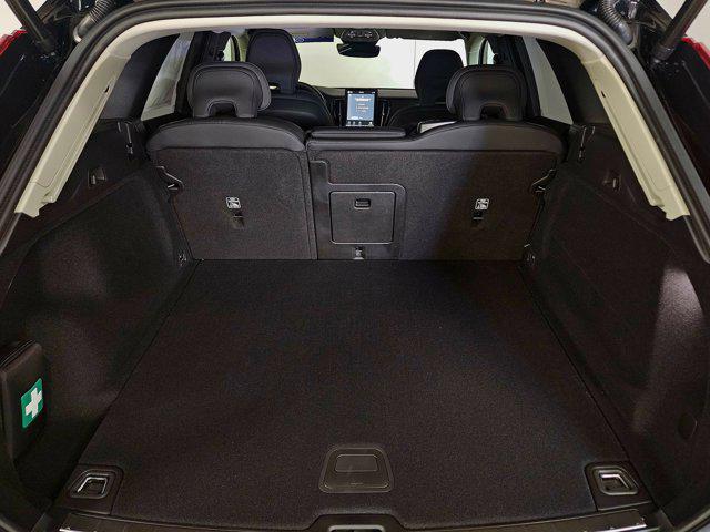 new 2026 Volvo XC60 car, priced at $57,985