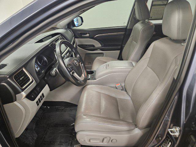 used 2019 Toyota Highlander Hybrid car, priced at $30,950