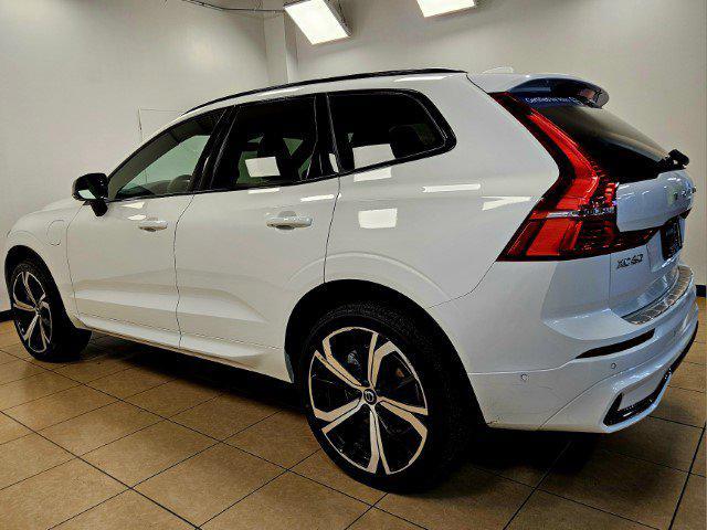 used 2022 Volvo S60 Recharge Plug-In Hybrid car, priced at $38,495