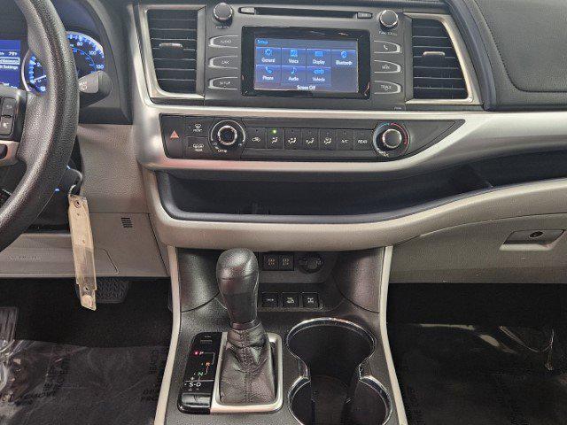 used 2018 Toyota Highlander car, priced at $25,995