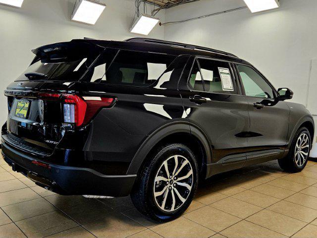 used 2025 Ford Explorer car, priced at $49,495