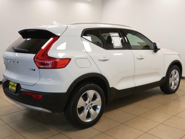 used 2019 Volvo XC40 car, priced at $43,522