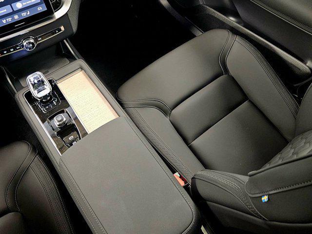 new 2026 Volvo XC90 car, priced at $68,230