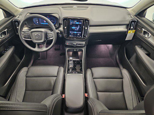 new 2025 Volvo XC40 car, priced at $50,825