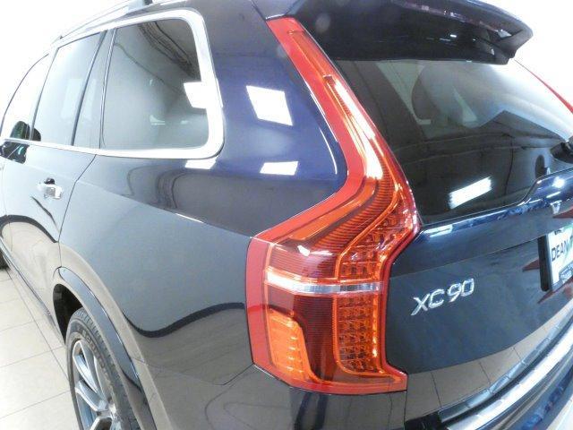 used 2019 Volvo XC90 car, priced at $40,370