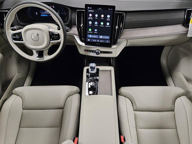 new 2026 Volvo XC90 Plug-In Hybrid car, priced at $85,625