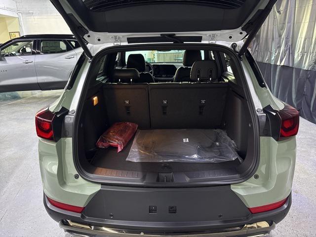 new 2025 Chevrolet TrailBlazer car, priced at $32,185