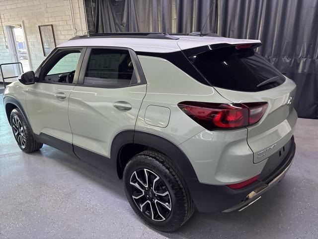 new 2025 Chevrolet TrailBlazer car, priced at $32,185