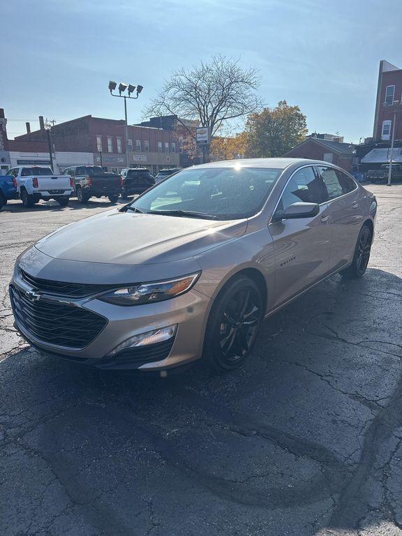 new 2025 Chevrolet Malibu car, priced at $30,690