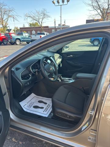 new 2025 Chevrolet Malibu car, priced at $30,690