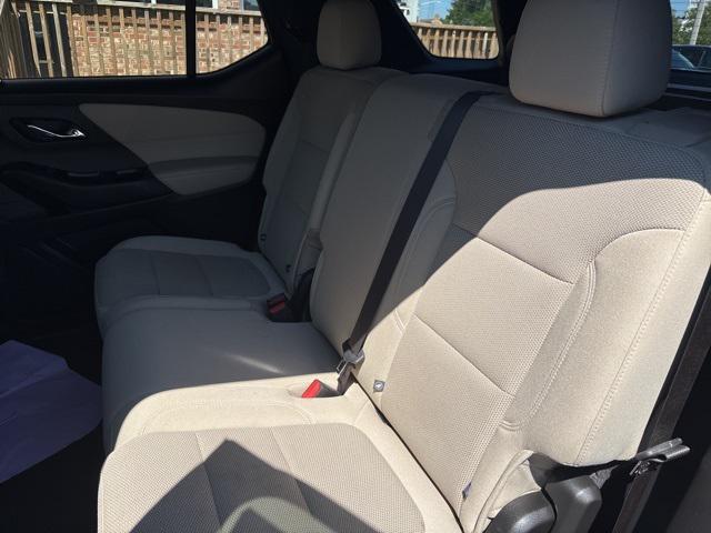 used 2023 Chevrolet Traverse car, priced at $24,807