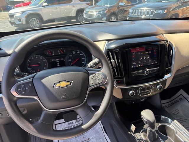 used 2023 Chevrolet Traverse car, priced at $24,807