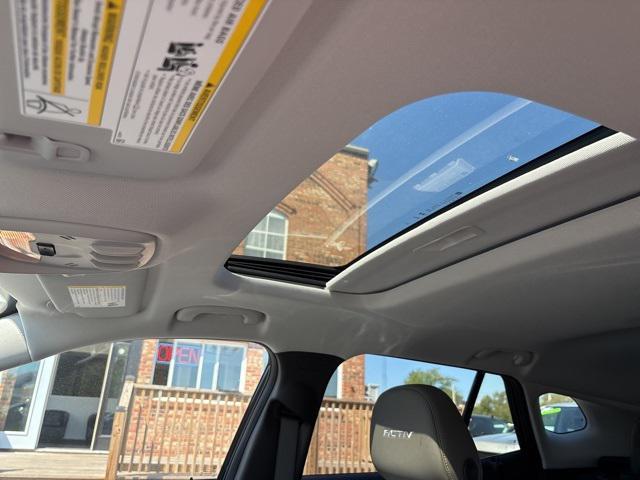 new 2025 Chevrolet Trax car, priced at $27,980