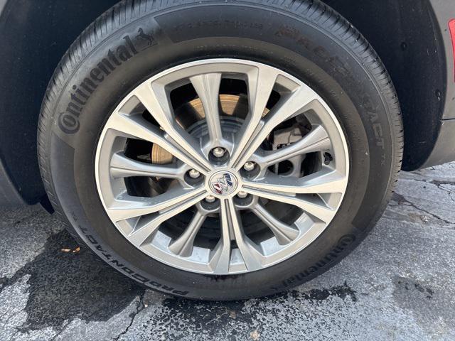 used 2022 Buick Envision car, priced at $24,999