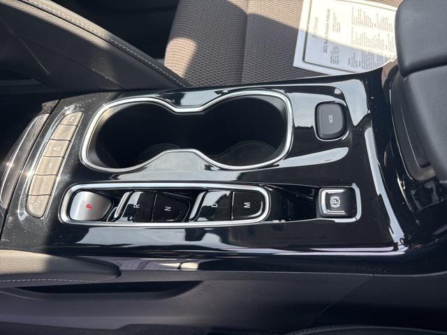 used 2022 Buick Envision car, priced at $24,999