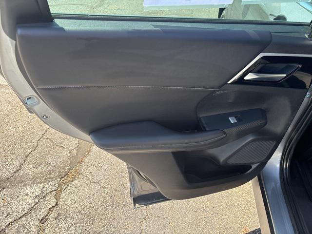 used 2023 Mitsubishi Outlander car, priced at $21,999