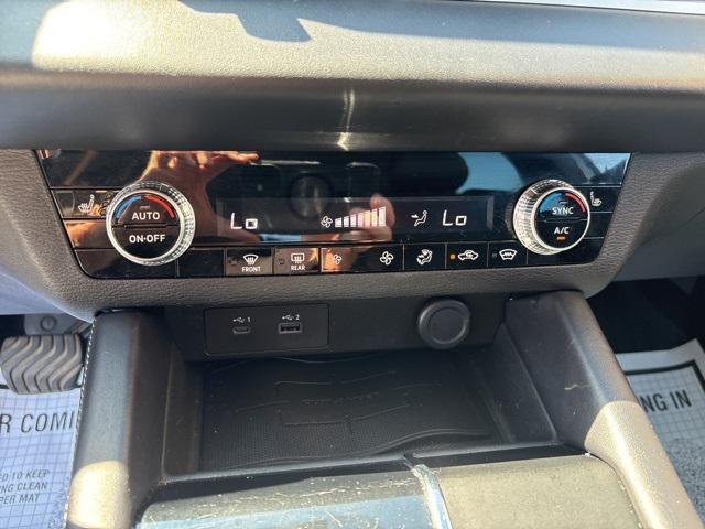 used 2023 Mitsubishi Outlander car, priced at $21,999
