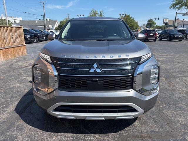 used 2023 Mitsubishi Outlander car, priced at $21,999