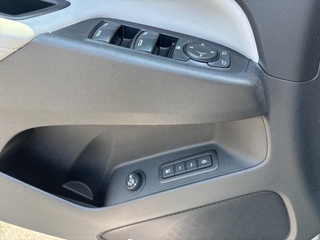used 2020 Chevrolet Equinox car, priced at $21,549