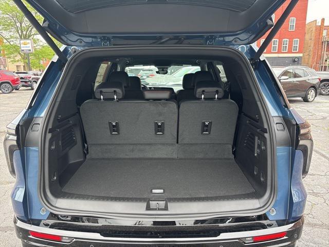 new 2025 Chevrolet Traverse car, priced at $55,595