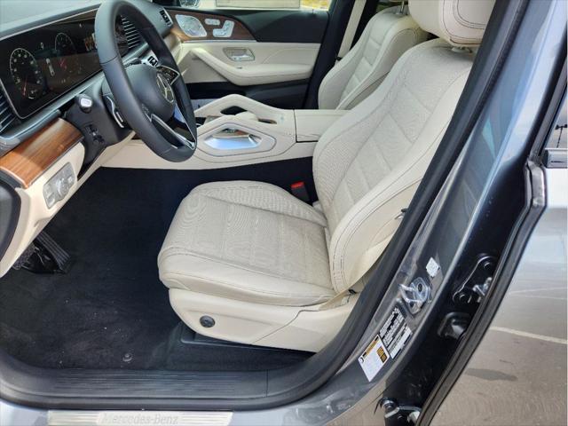 new 2025 Mercedes-Benz GLE 450 car, priced at $84,734