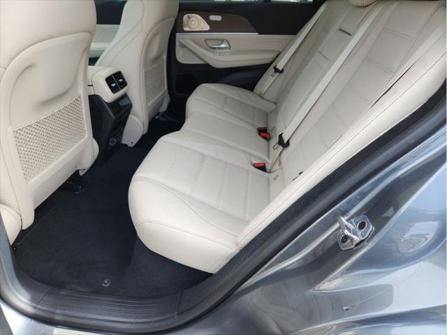new 2025 Mercedes-Benz GLE 450 car, priced at $84,734