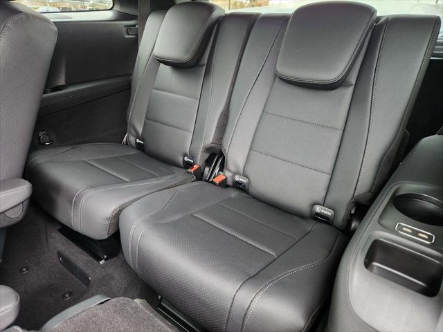 new 2025 Mercedes-Benz GLS 450 car, priced at $100,144