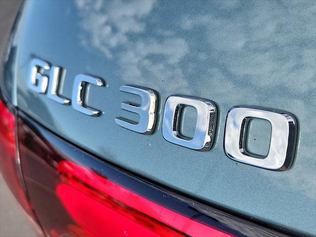 new 2025 Mercedes-Benz GLC 300 car, priced at $62,822