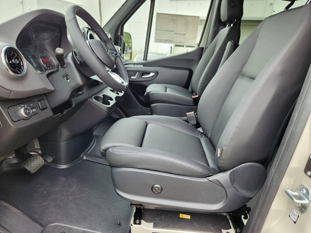 new 2025 Mercedes-Benz Sprinter 2500 car, priced at $79,623