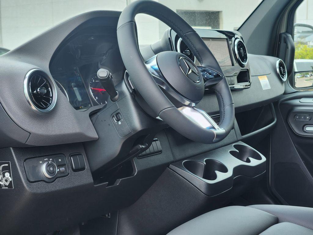 new 2025 Mercedes-Benz Sprinter 2500 car, priced at $79,623