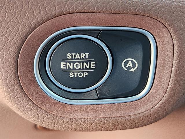 new 2025 Mercedes-Benz GLS 450 car, priced at $93,314