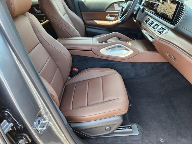 new 2025 Mercedes-Benz GLS 450 car, priced at $93,314