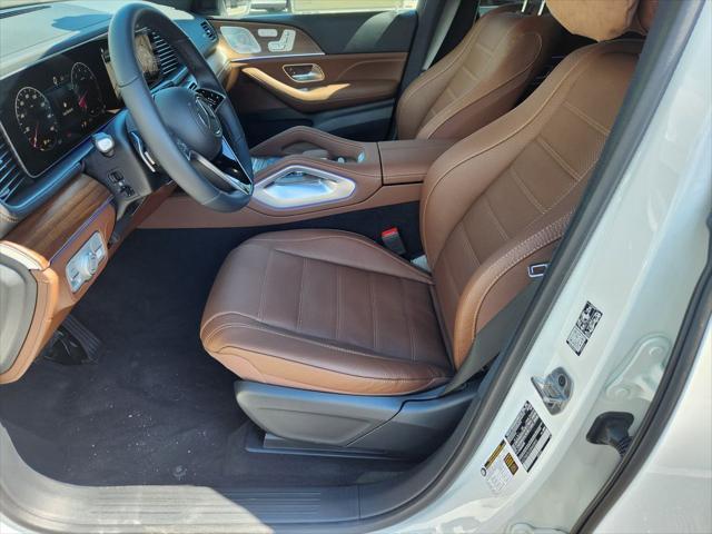 new 2025 Mercedes-Benz GLE 580 car, priced at $101,264