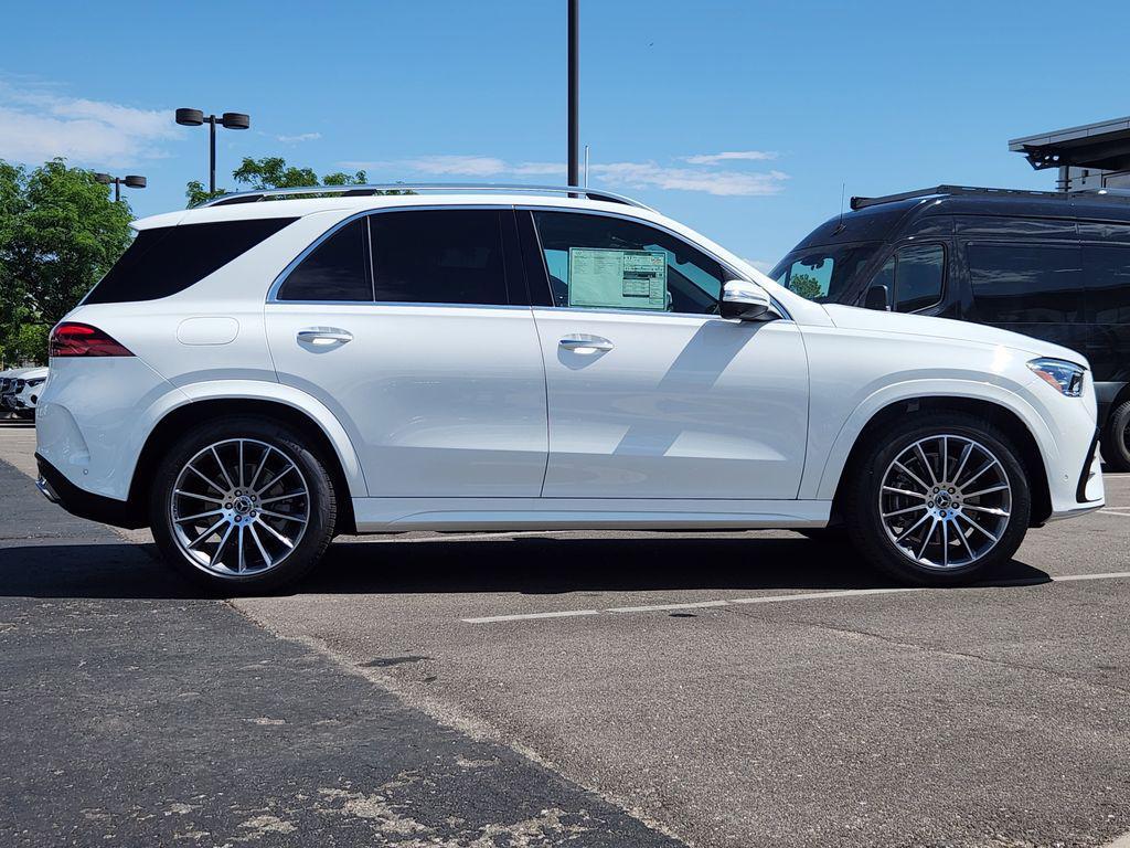 new 2025 Mercedes-Benz GLE 580 car, priced at $101,264