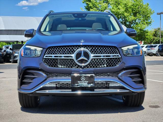 new 2025 Mercedes-Benz GLE 450 car, priced at $82,915