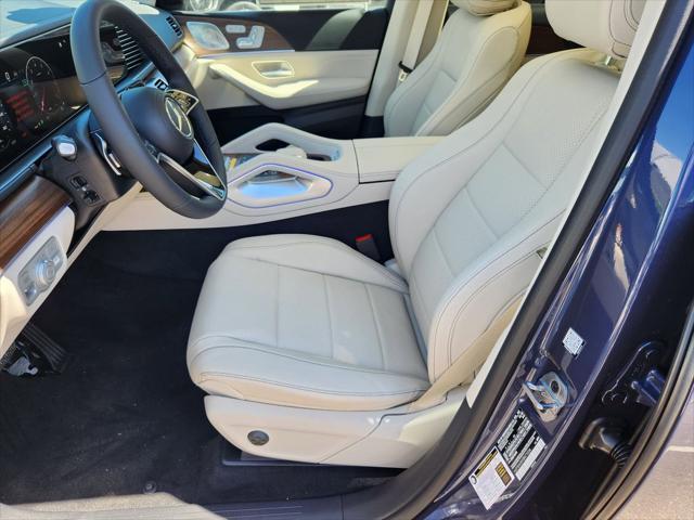 new 2025 Mercedes-Benz GLE 450 car, priced at $82,915