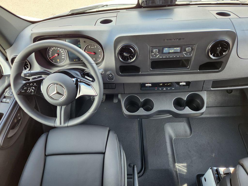 new 2025 Mercedes-Benz Sprinter 2500 car, priced at $67,052