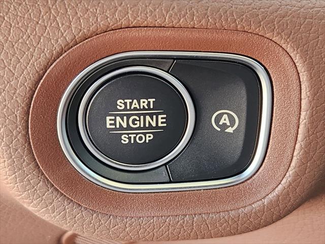 new 2025 Mercedes-Benz GLE 450 car, priced at $85,722