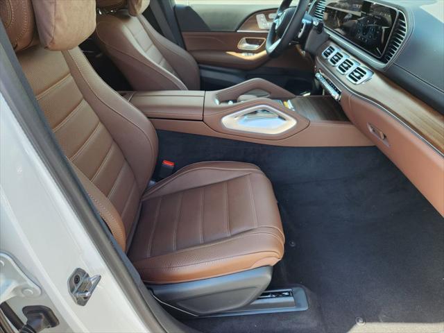 new 2025 Mercedes-Benz GLS 450 car, priced at $100,714